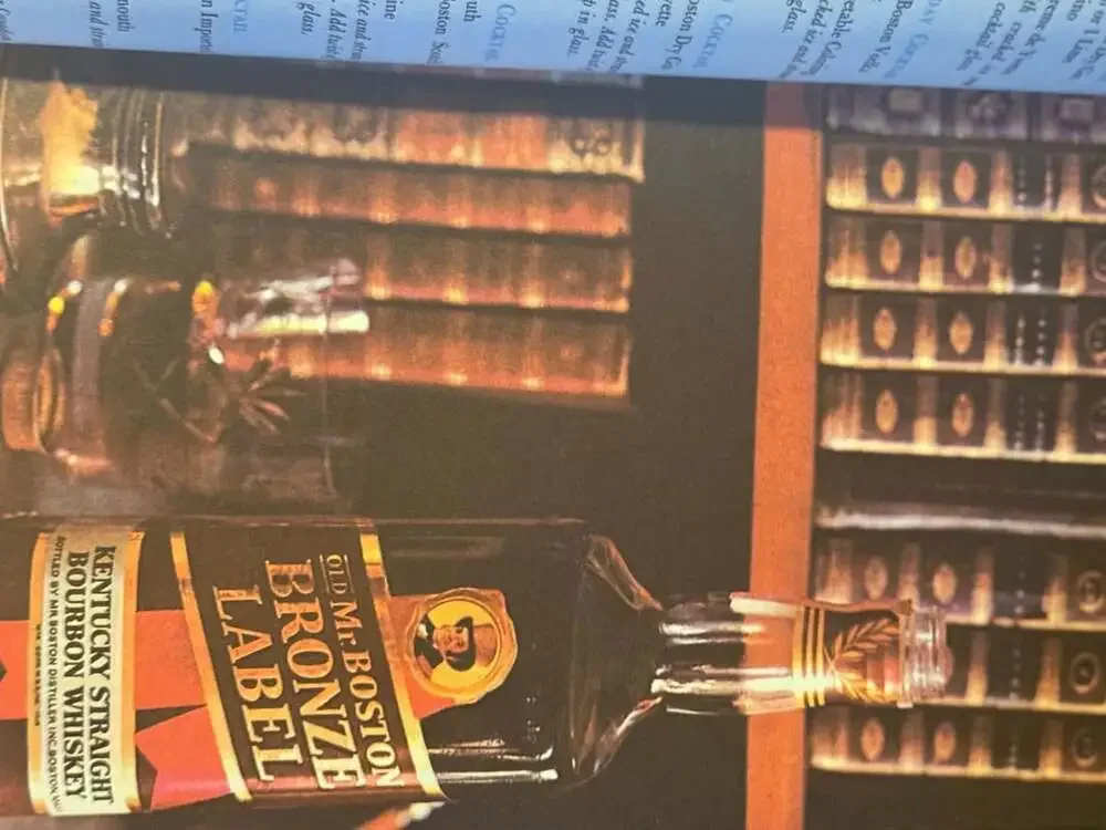 Old Mr. Boston De Luxe Official Bartender's Guide Red Hardcover
